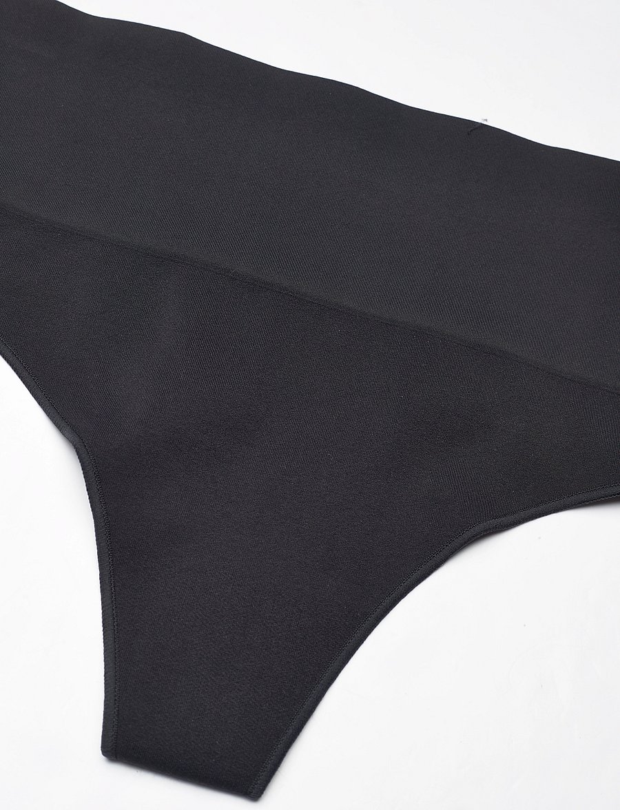 Spanx - SPANXshape™ ExtraOrdinary Thong - kujuandvad püksid ja seelikud - very black - 2