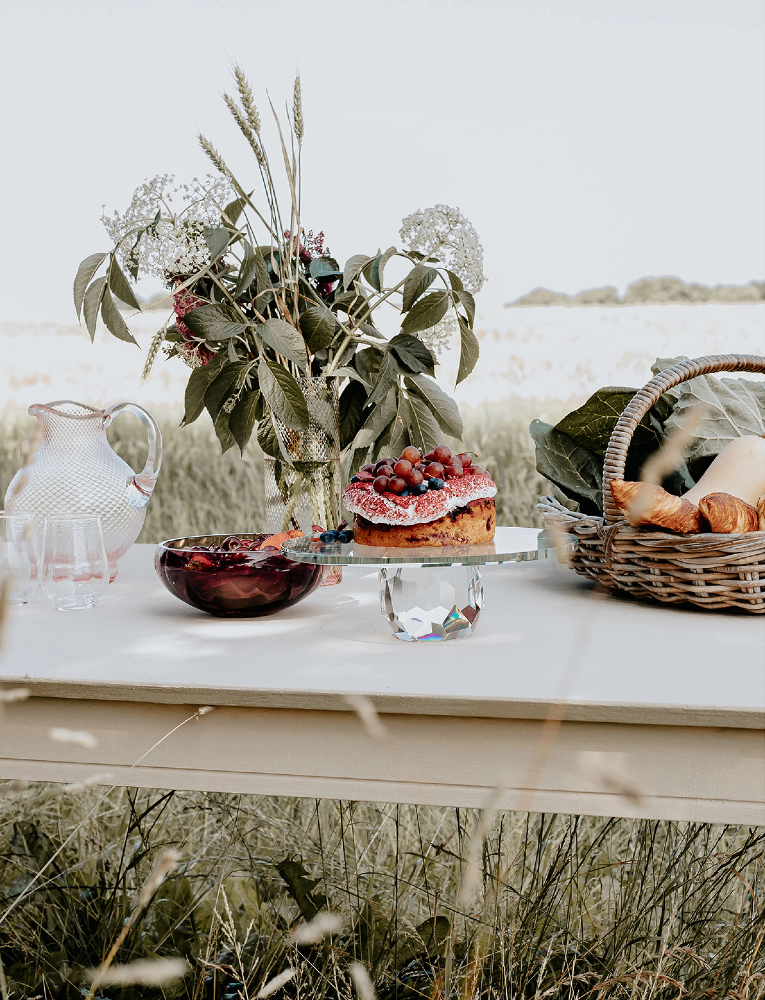 Specktrum Storm Cake Stand, Ø30X10 cm, Dining & Table Accessories, Nackt - Trays, Homeware