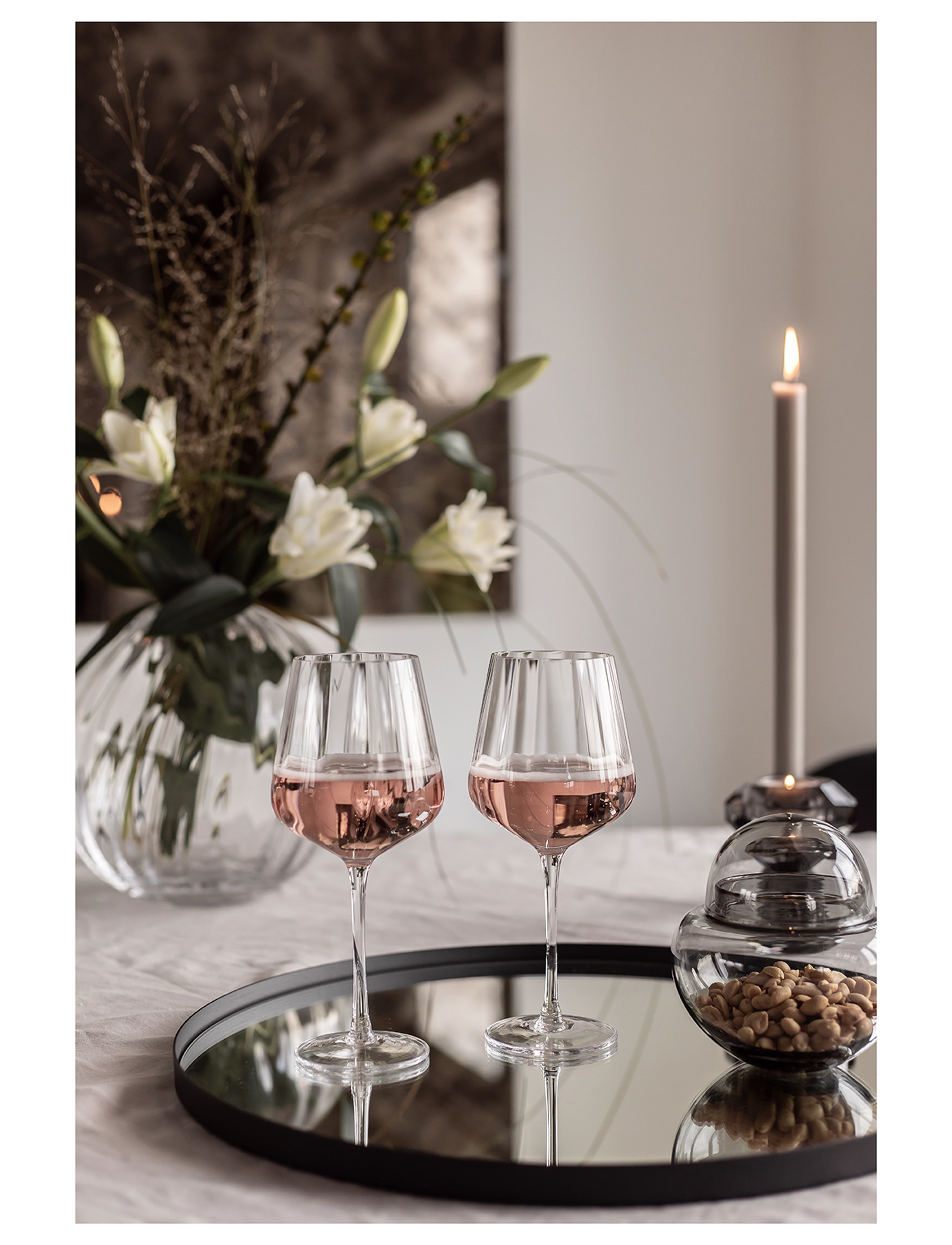 Specktrum - The Round Mirror Tray - serveringsbakker - clear - 2