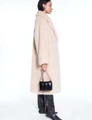Stand Studio - Nicole Coat - fake fur jakker - cream - 4