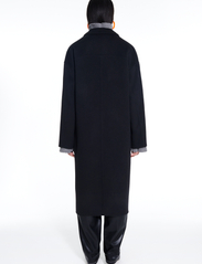 Stand Studio - Cristobal Coat - Žieminiai paltai - black - 3