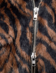Stand Studio - Leana Biker - faux fur - brown tiger - 5