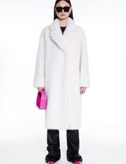 Stand Studio - Genevieve Coat - faux fur jakker - off white - 0