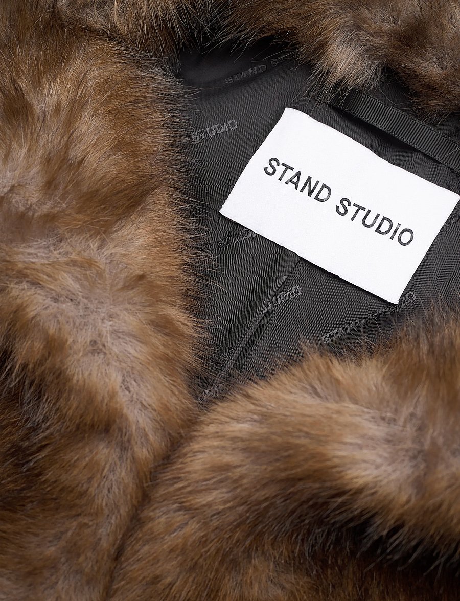 Stand Studio - Sadie Cropped Jacket - faux fur - natural brown - 3
