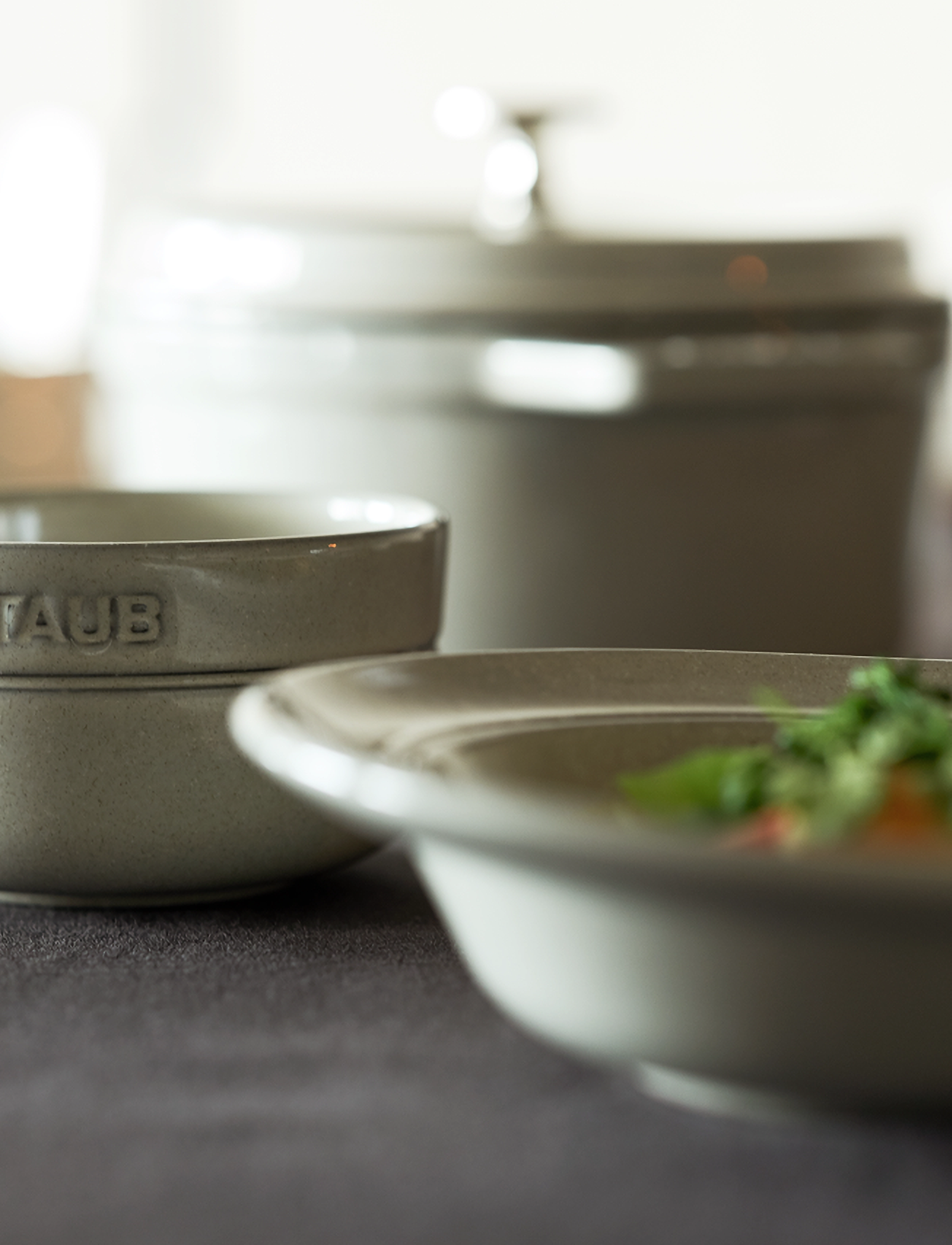 STAUB - Staub, Plate 25 cm, white truffle - matardiskar - grey - 3