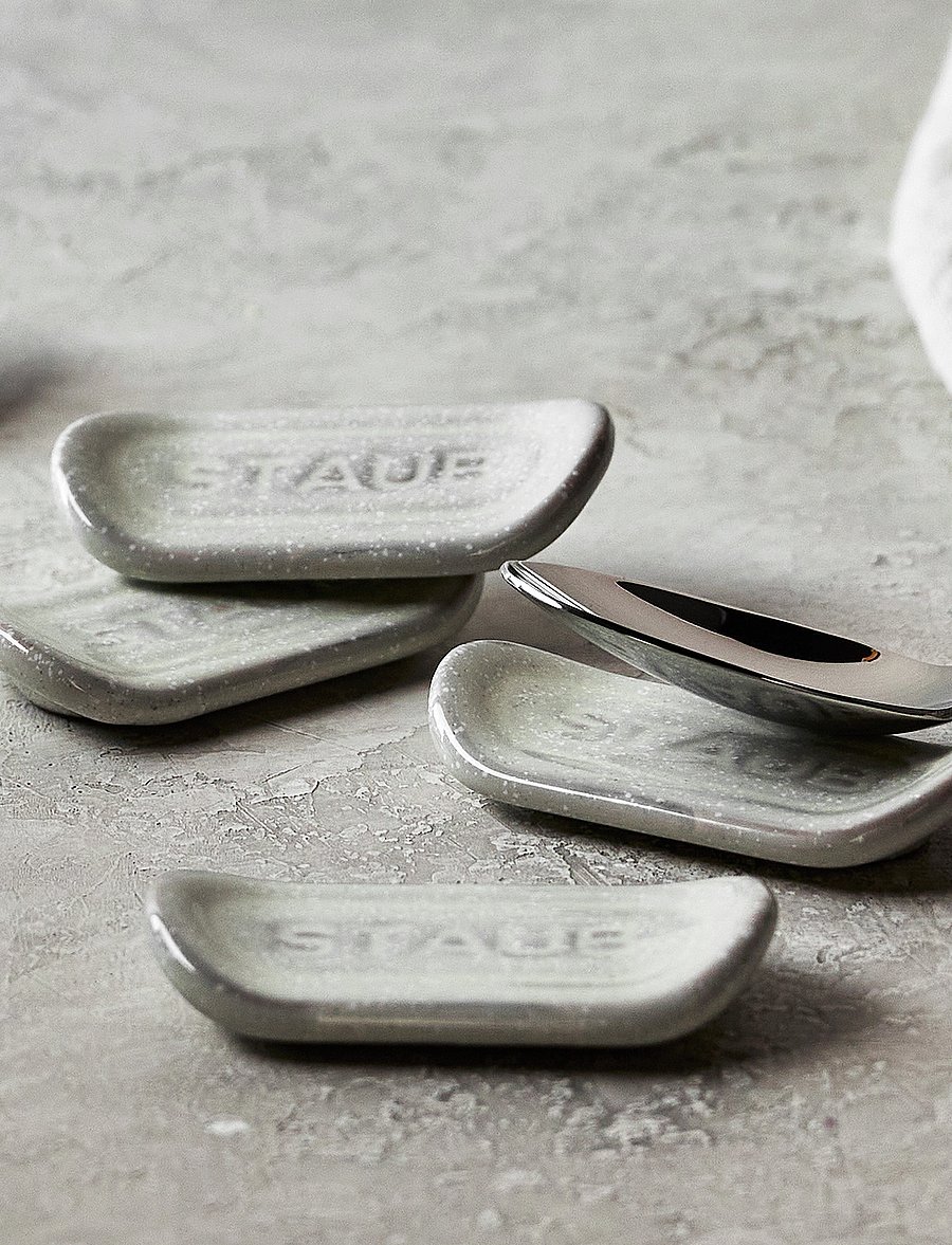 STAUB - Staub, Cutlery rest 4 pcs set, white truffle - eßstäbchen - grey - 4