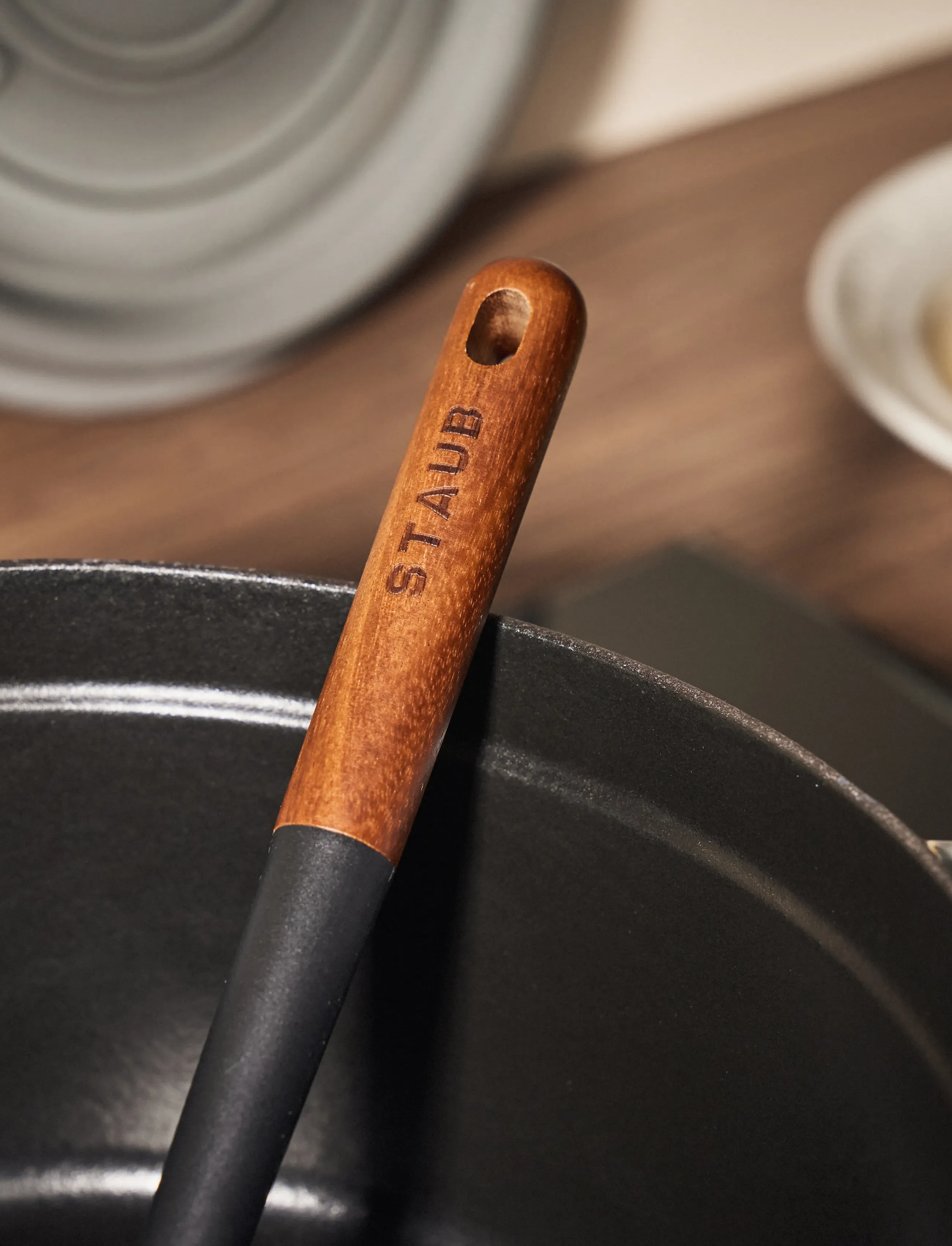 STAUB - Pasta spoon, 31 cm - löffel & schöpflöffel - black - 0
