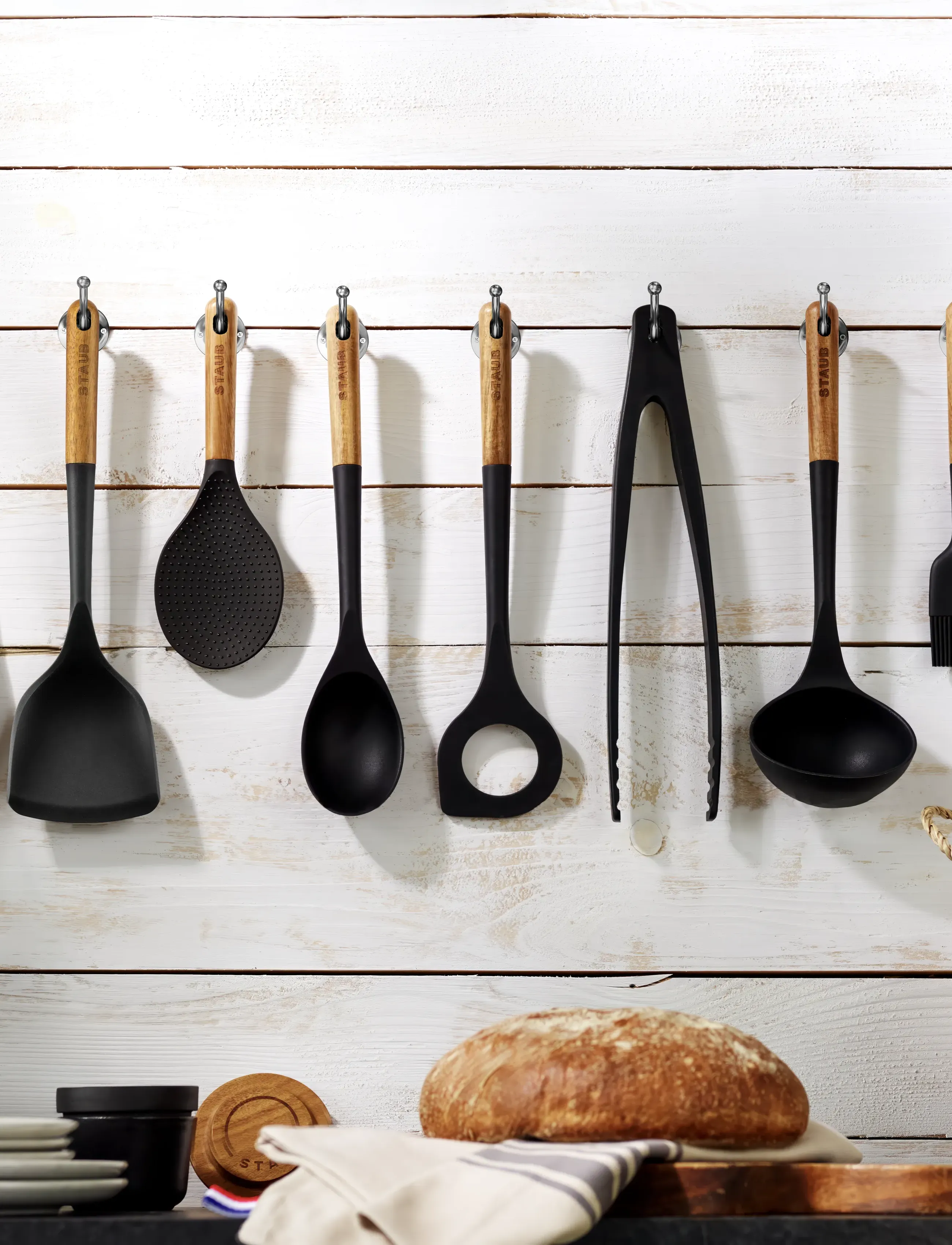 STAUB - Pasta spoon, 31 cm - slevar - black - 5