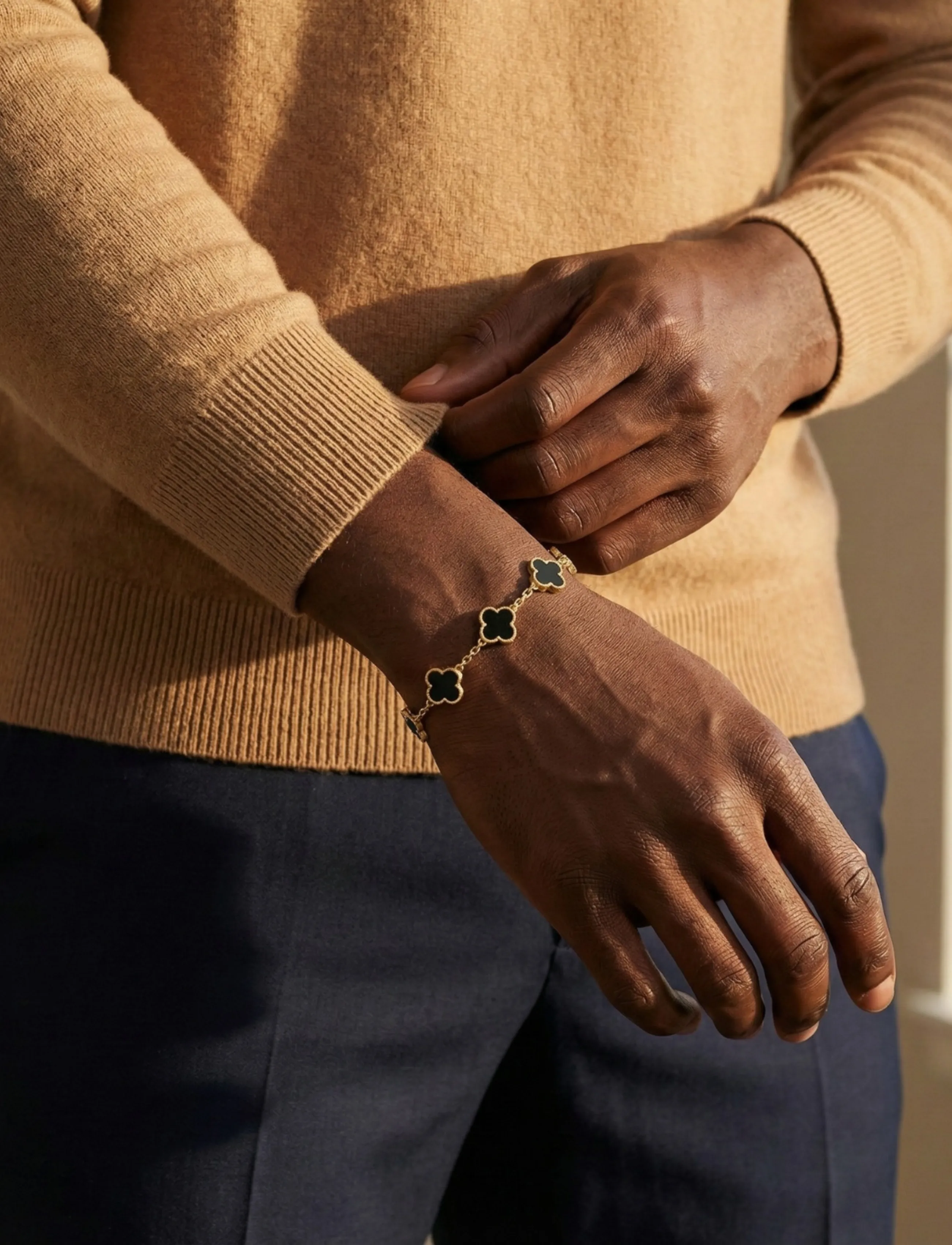 Steel & Barnett - Clover Bracelet - armbänder - gold - 2