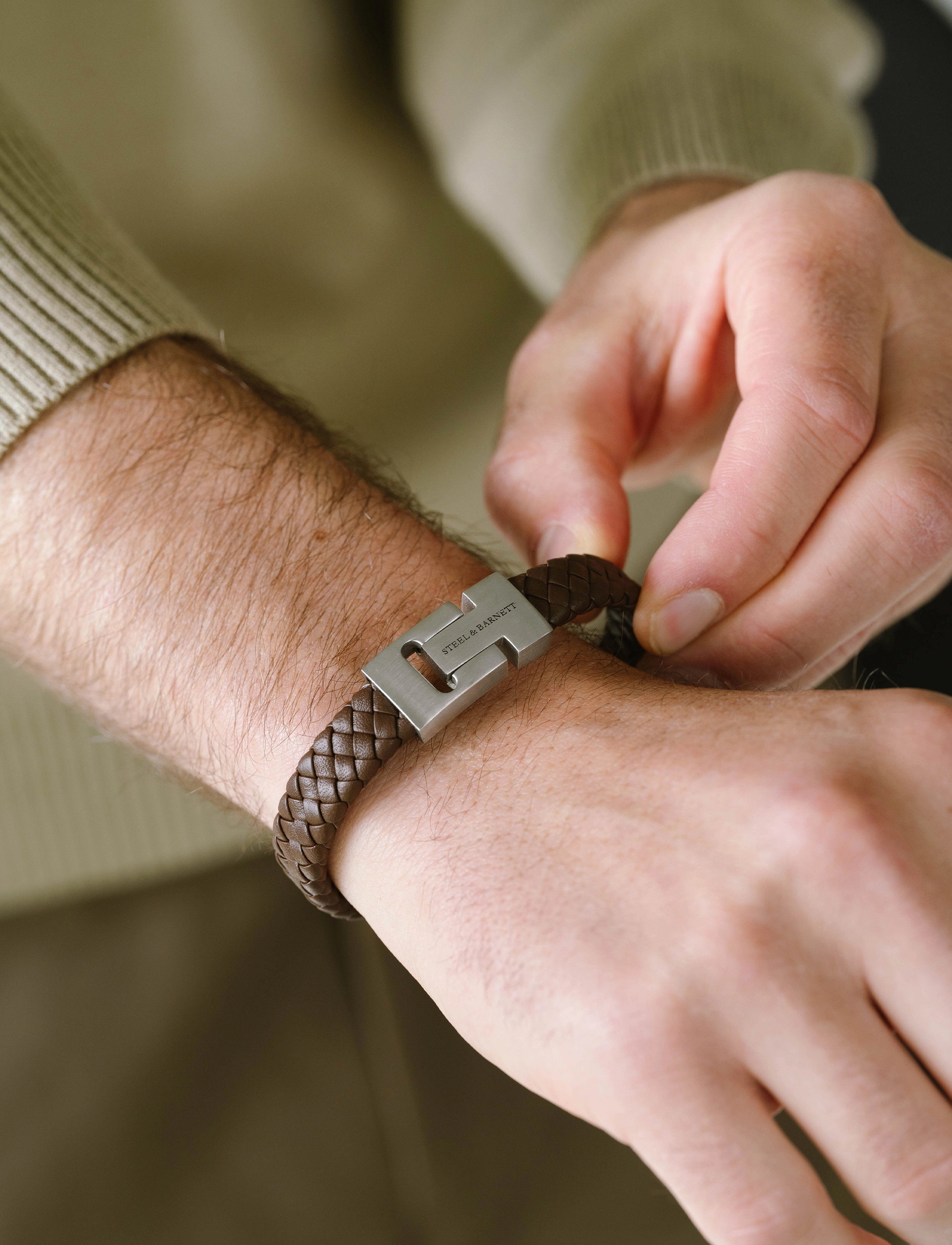 Steel & Barnett Harrisson, L 22 - 23 cm, Brown, Smykker > Armbånd, Herre