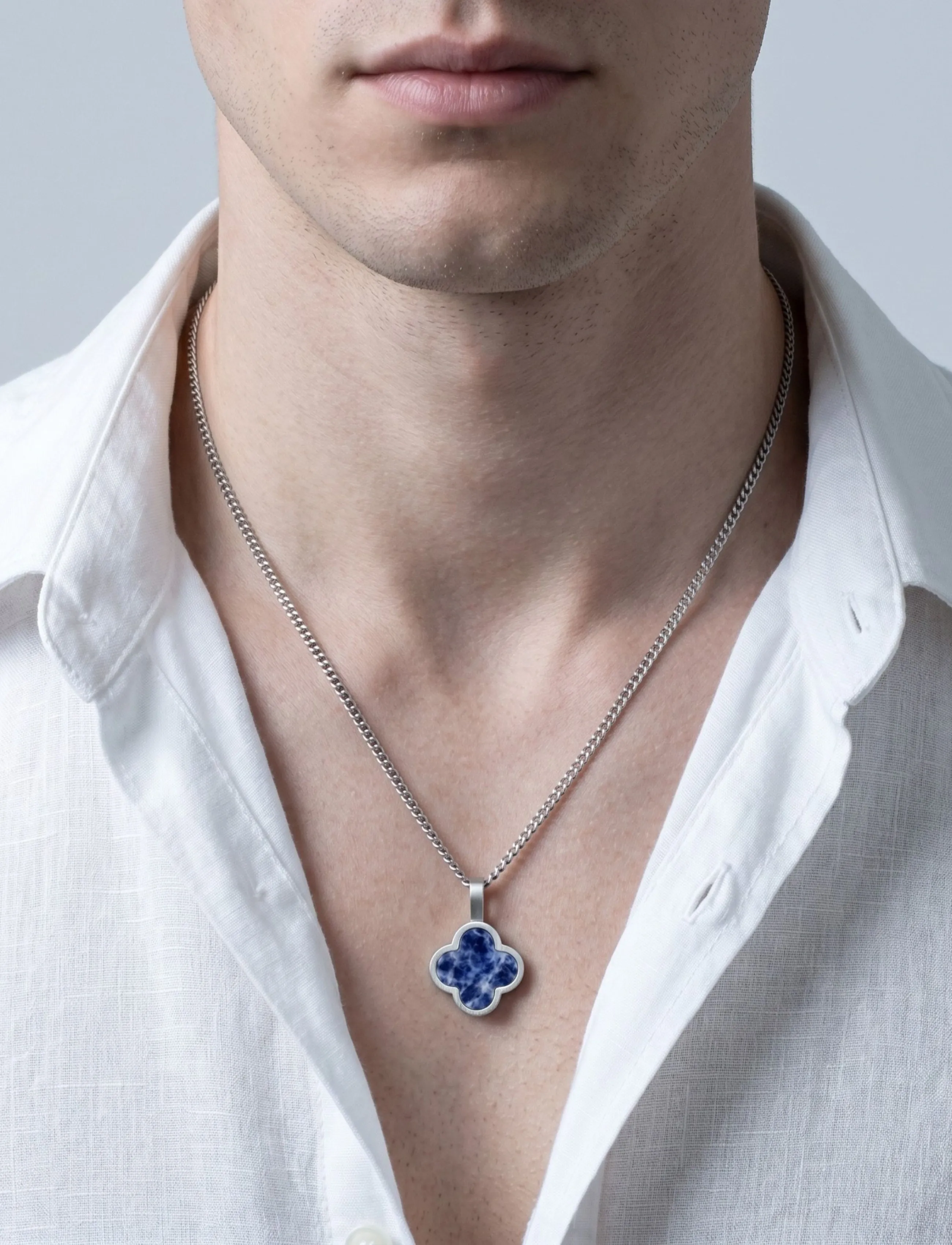 Steel & Barnett - Clover Necklace - necklaces - silver blue - 2