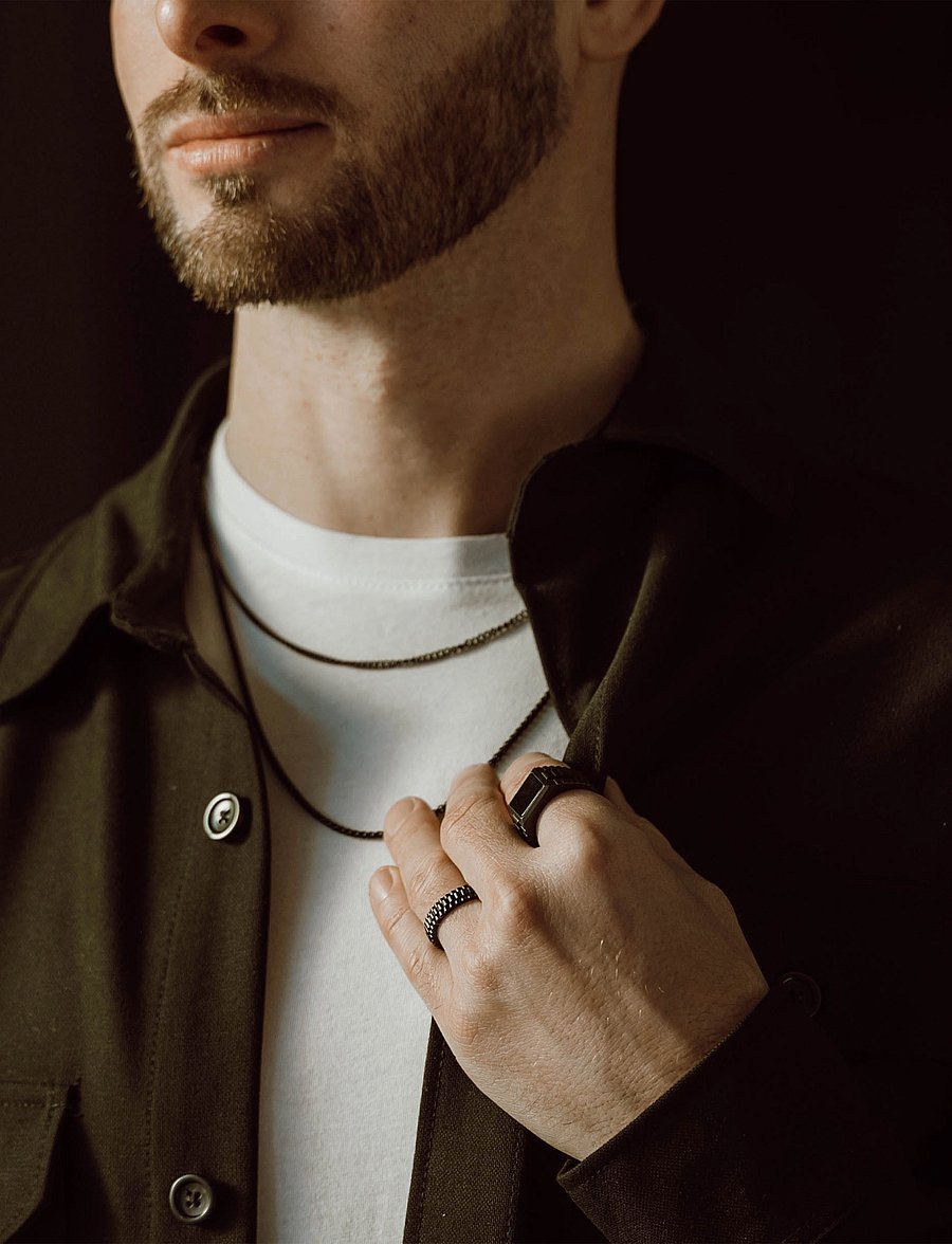 Steel & Barnett - Helix Necklace - halsketten - black - 0