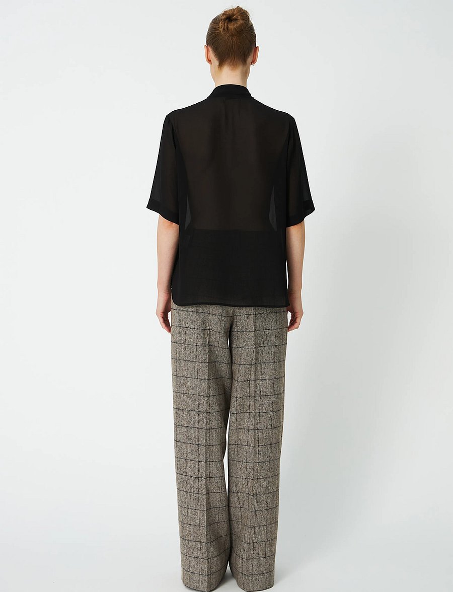Stella Nova - Chiffon Shirt with tie band - kurzärmelige blusen - black - 3