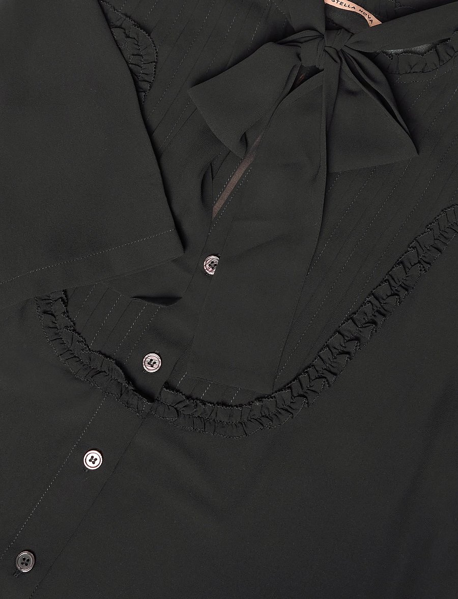 Stella Nova - Chiffon Shirt with tie band - kurzärmelige blusen - black - 4