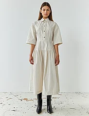 Stella Nova - Striped midi dress - shirt dresses - creme/black - 2