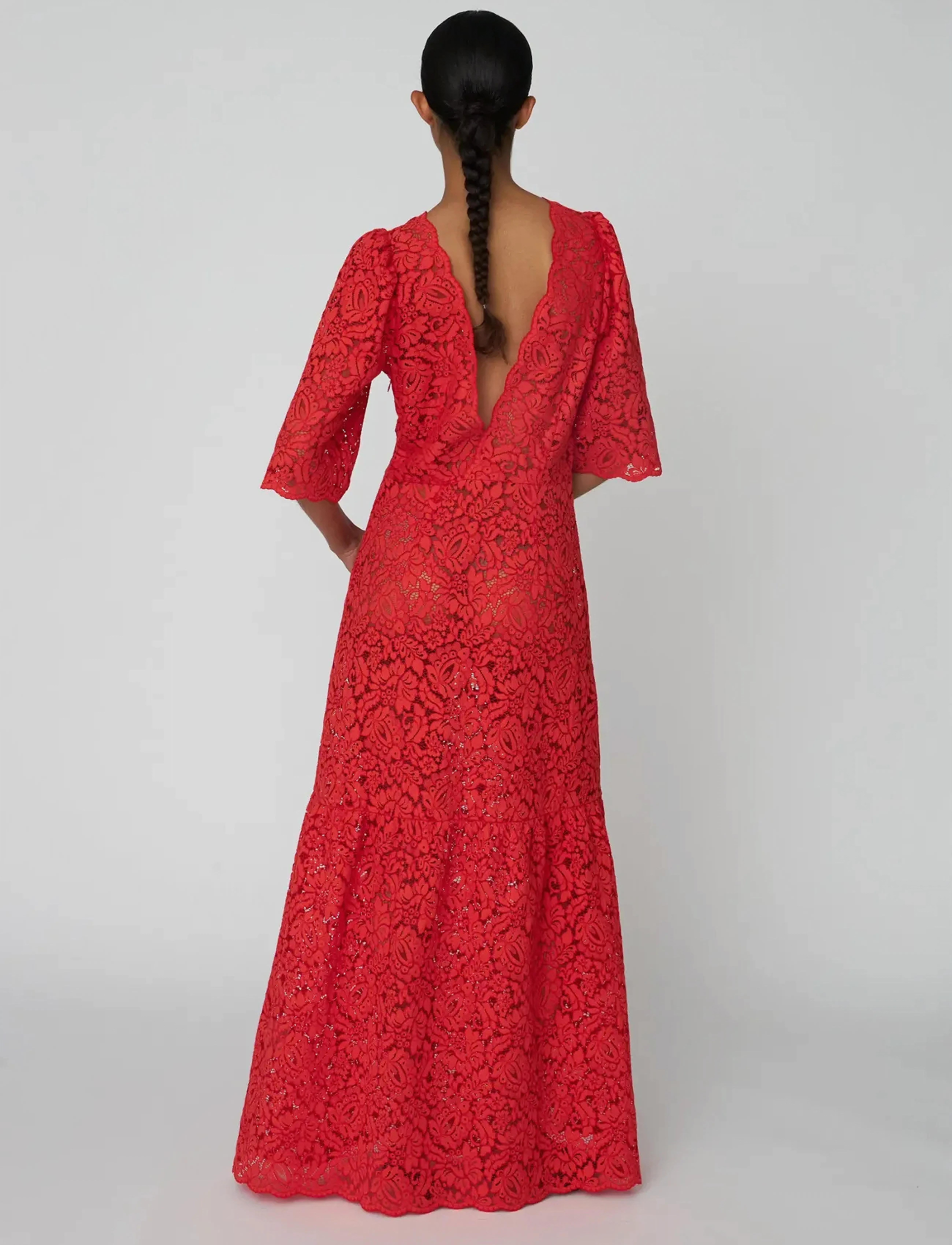 Stella Nova - Heavy Lace Dress - blondekjoler - red lips - 3