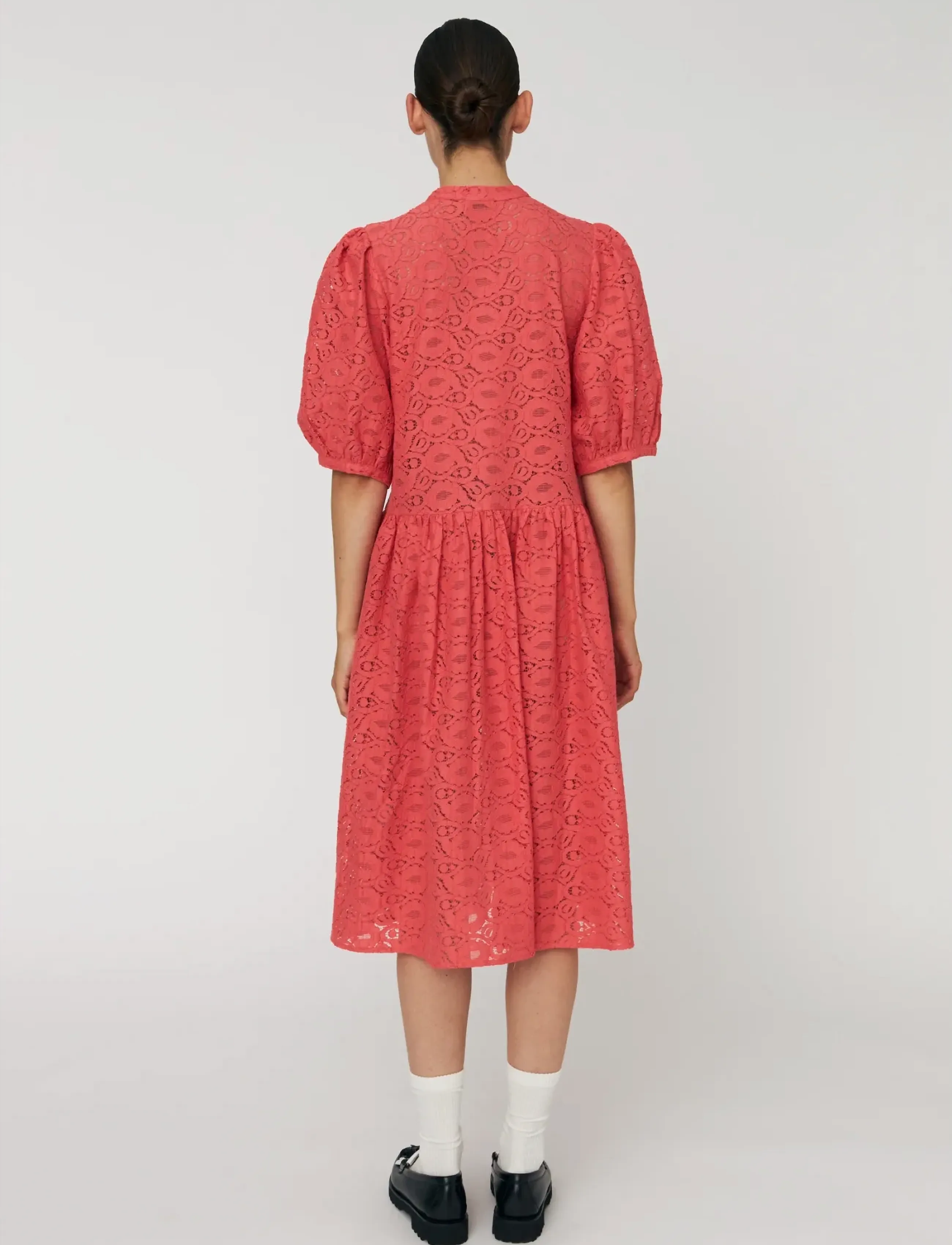 Stella Nova - Cotton Lace Dress - midi-kleider - 671 summer coral - 3
