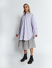 Stella Nova - Lauren - long-sleeved shirts - light purple - 0