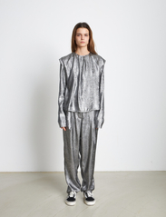 Stella Nova - Ulla - long-sleeved blouses - silver grey - 1