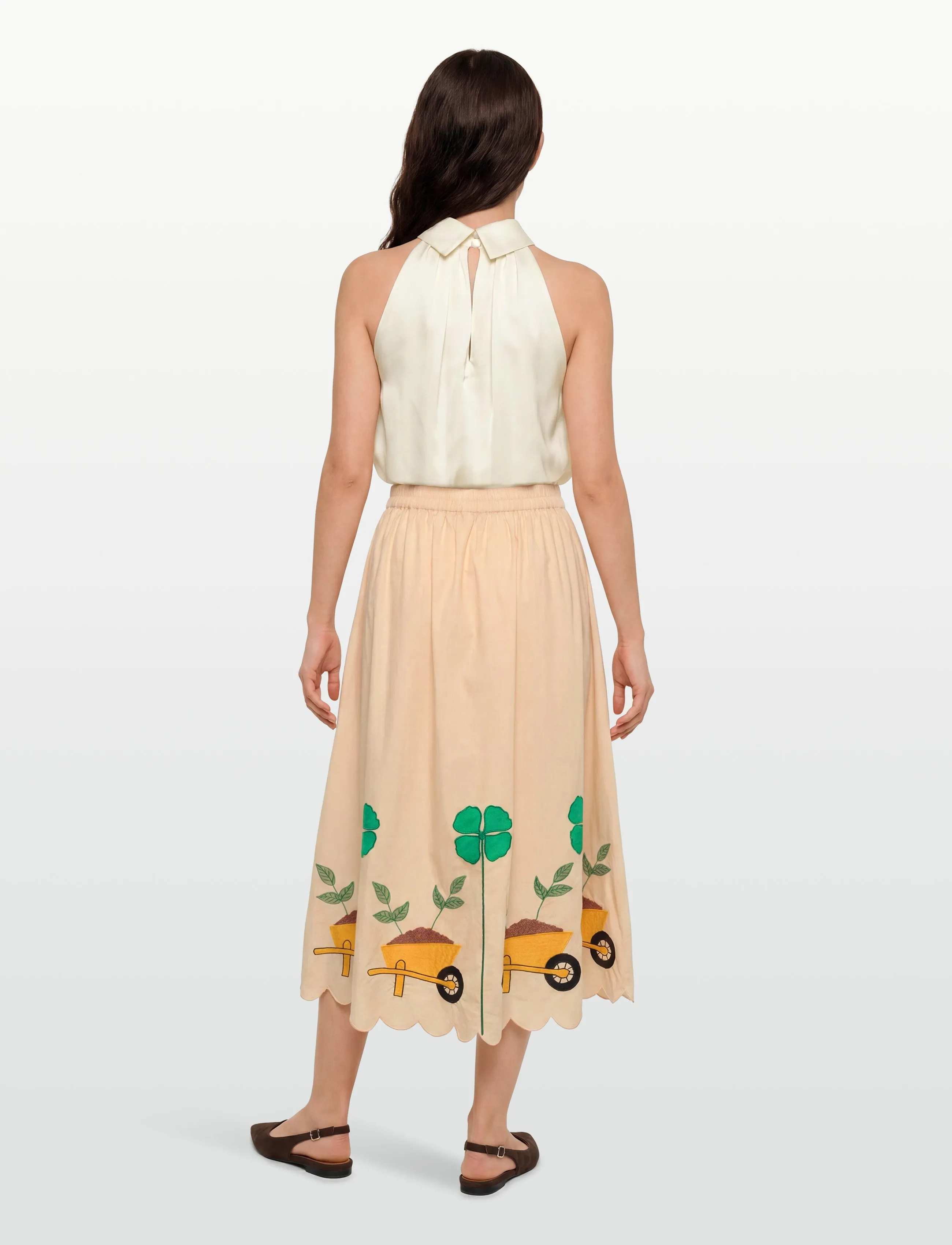 Stella Nova - Embroidered Midi skirt with Scallop - midi nederdele - ivory - 4