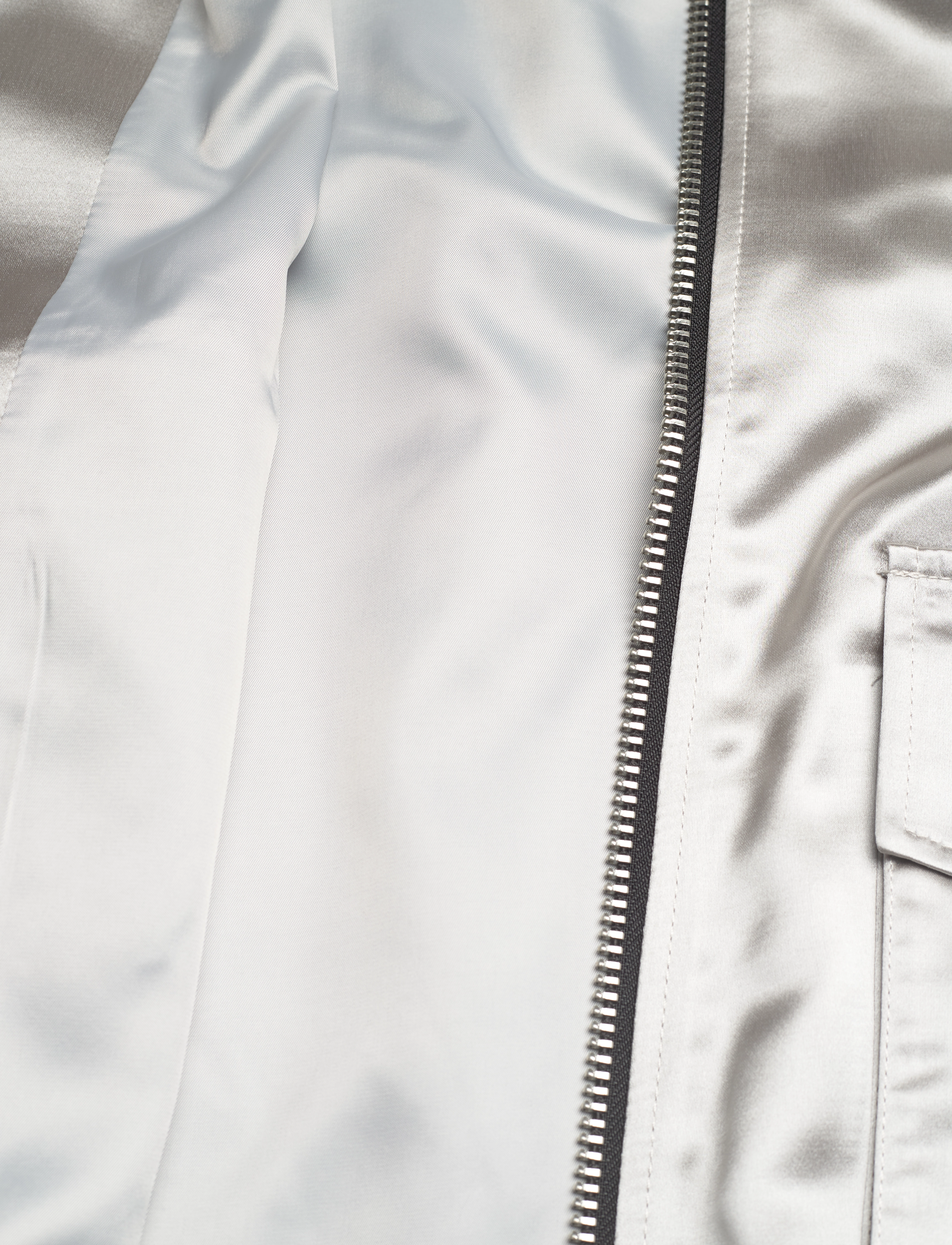 Stella Nova - Heavy shiny bomber jacket - pearl grey - 4