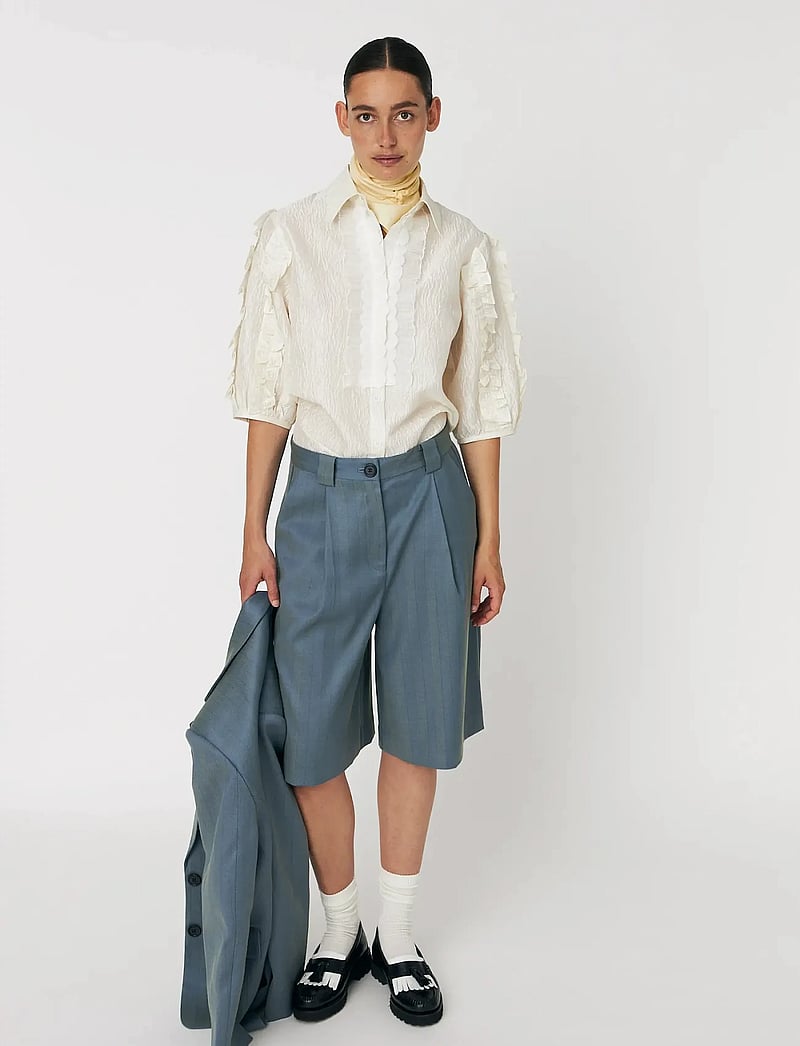 Stella Nova - Herringbone Suiting shorts - chino lühikesed püksid - 218 aqua green - 0