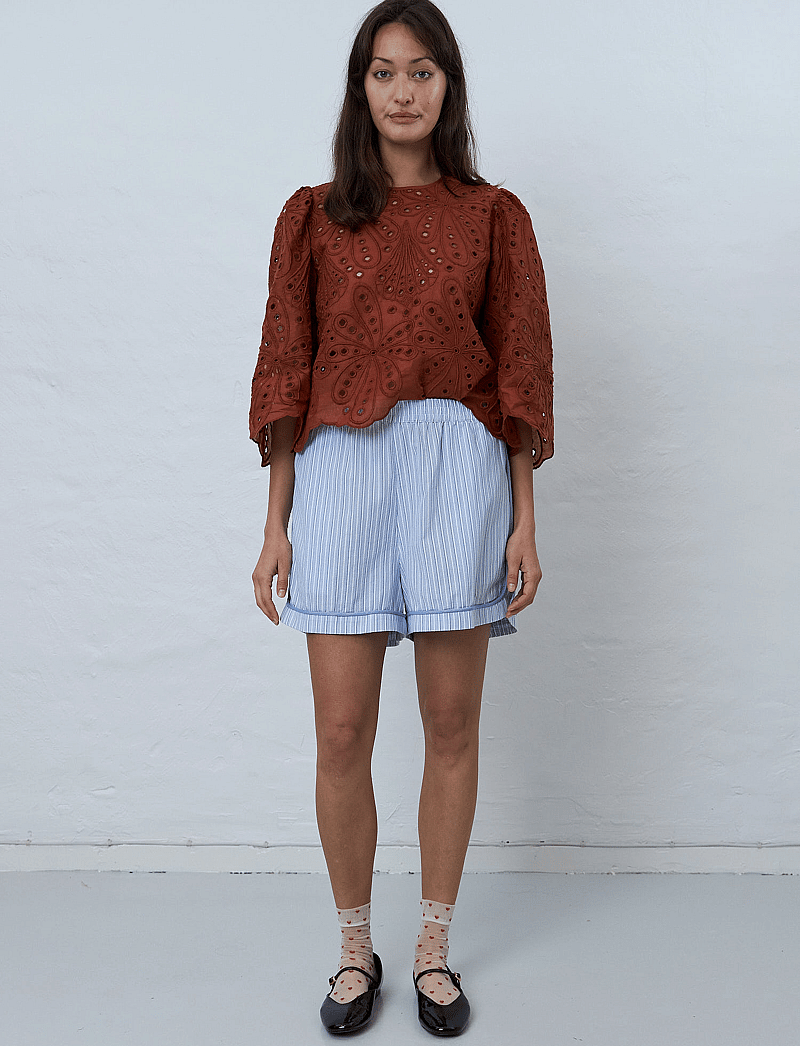 Stella Nova - Cotton pyjamas shorts - pyjamasshorts - white with blue stripes - 0