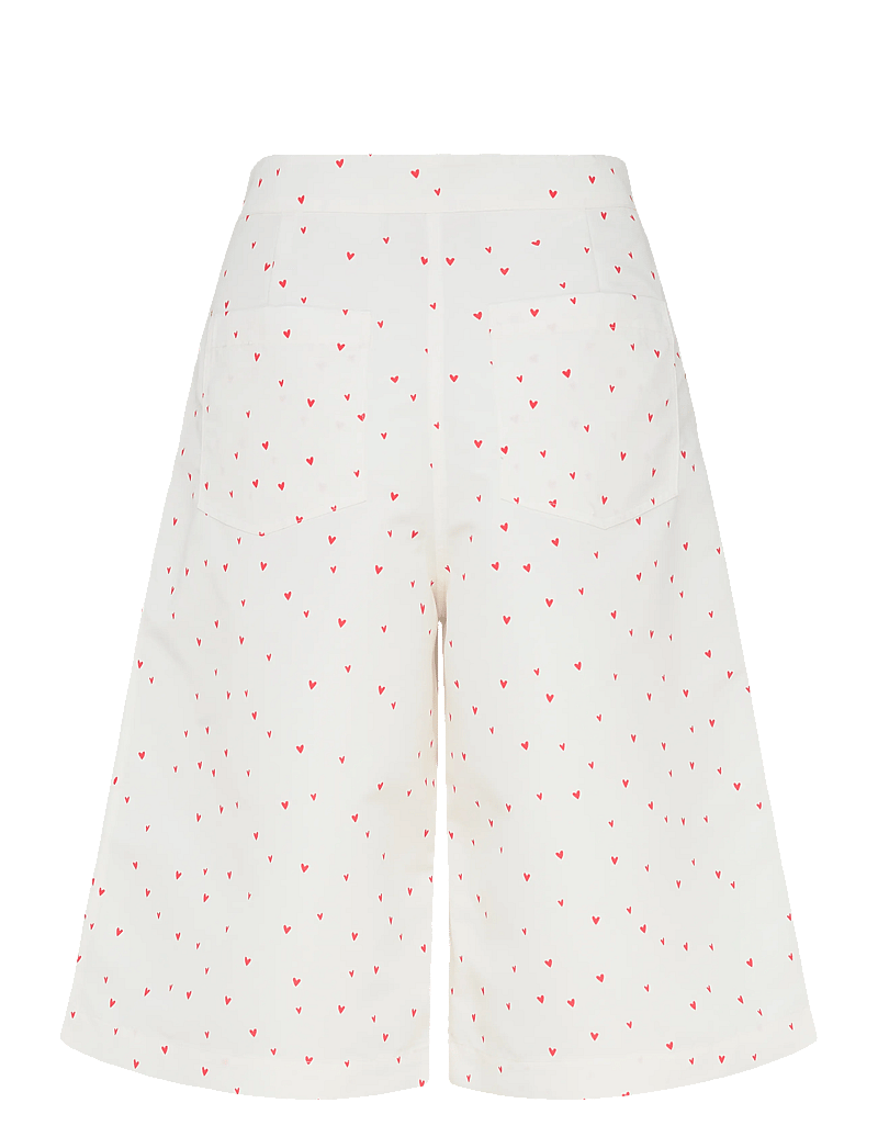 Stella Nova - Heart Printed Shorts - bermudy - hearts - 1