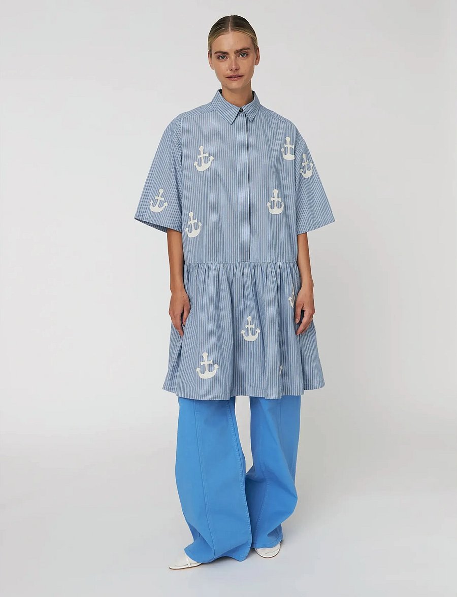 Stella Nova - Oversized Dress with embroidered Anchor - sommarklänningar - 313 blue stripes - 0