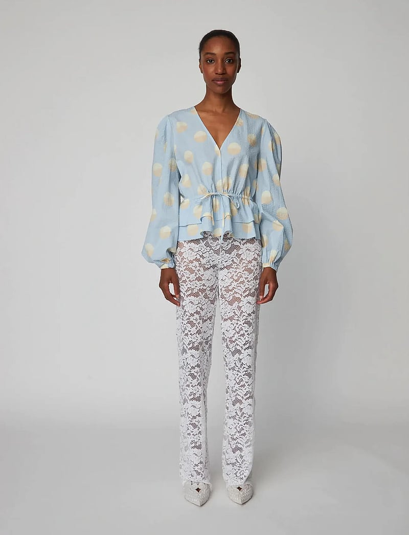 Stella Nova - Big Dot Blouse - långärmade blusar - light blue - 0