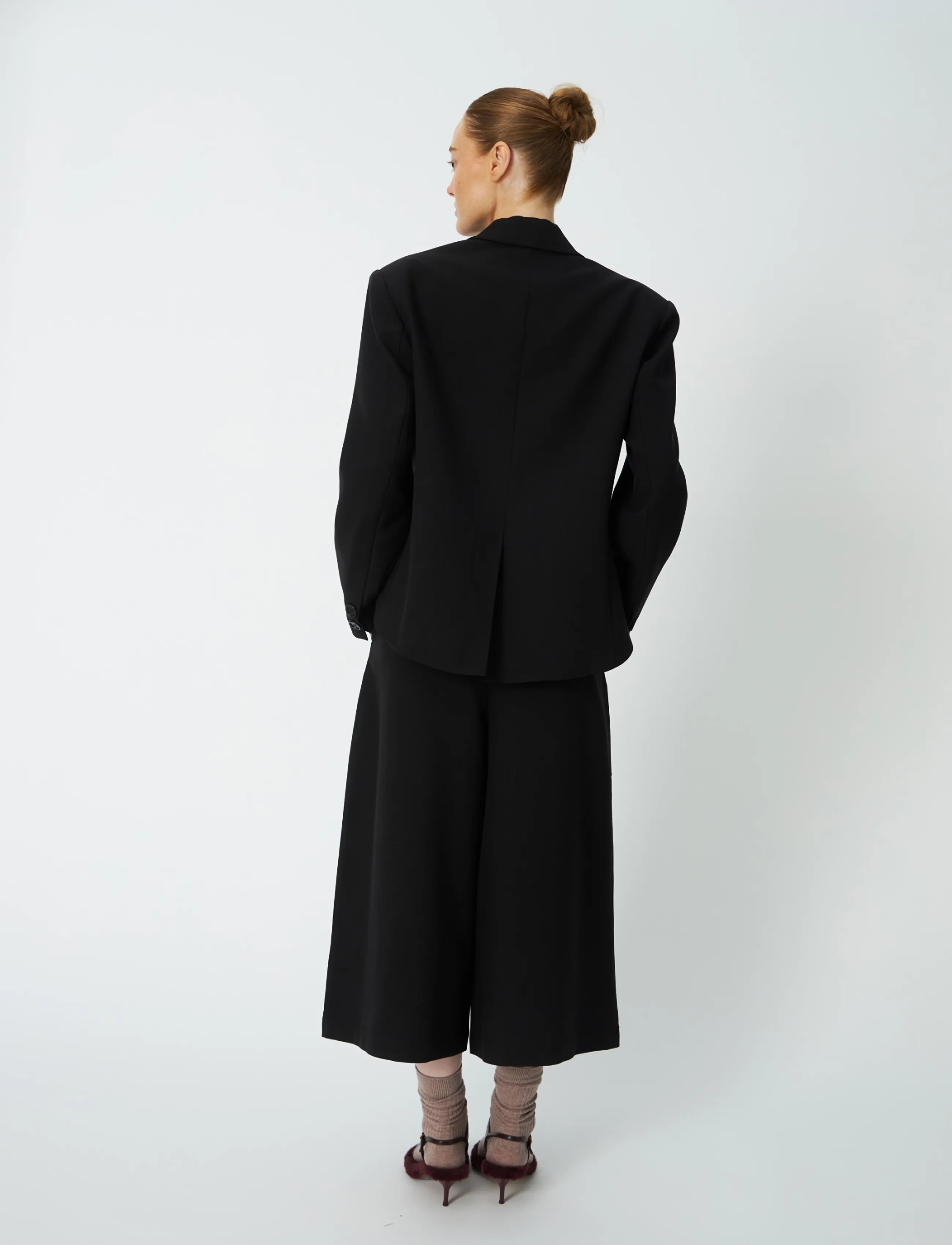 Stella Nova - Tuxedo Blazer - korta kavajer - black - 3