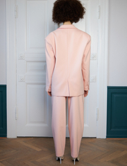 Stella Nova - Oversized blazer - odzież imprezowa w cenach outletowych - pale pink - 3
