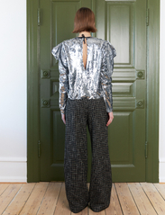 Stella Nova - Sequins blouse - bluzki z długimi rękawami - sparkeling star - 3