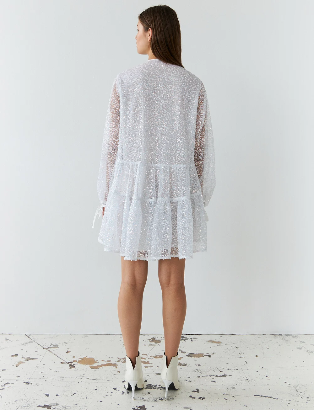 Stella Nova - Sequins mini dress - konfirmationstøj - mother of pearl - 3