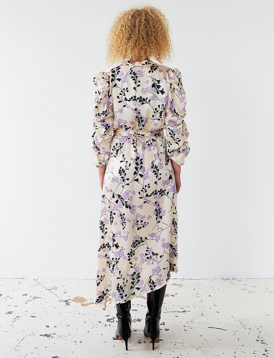 stella nova midi dress Stella Nova Apple Embroidered Scalloped Midi Dress Navy / 40 / Large