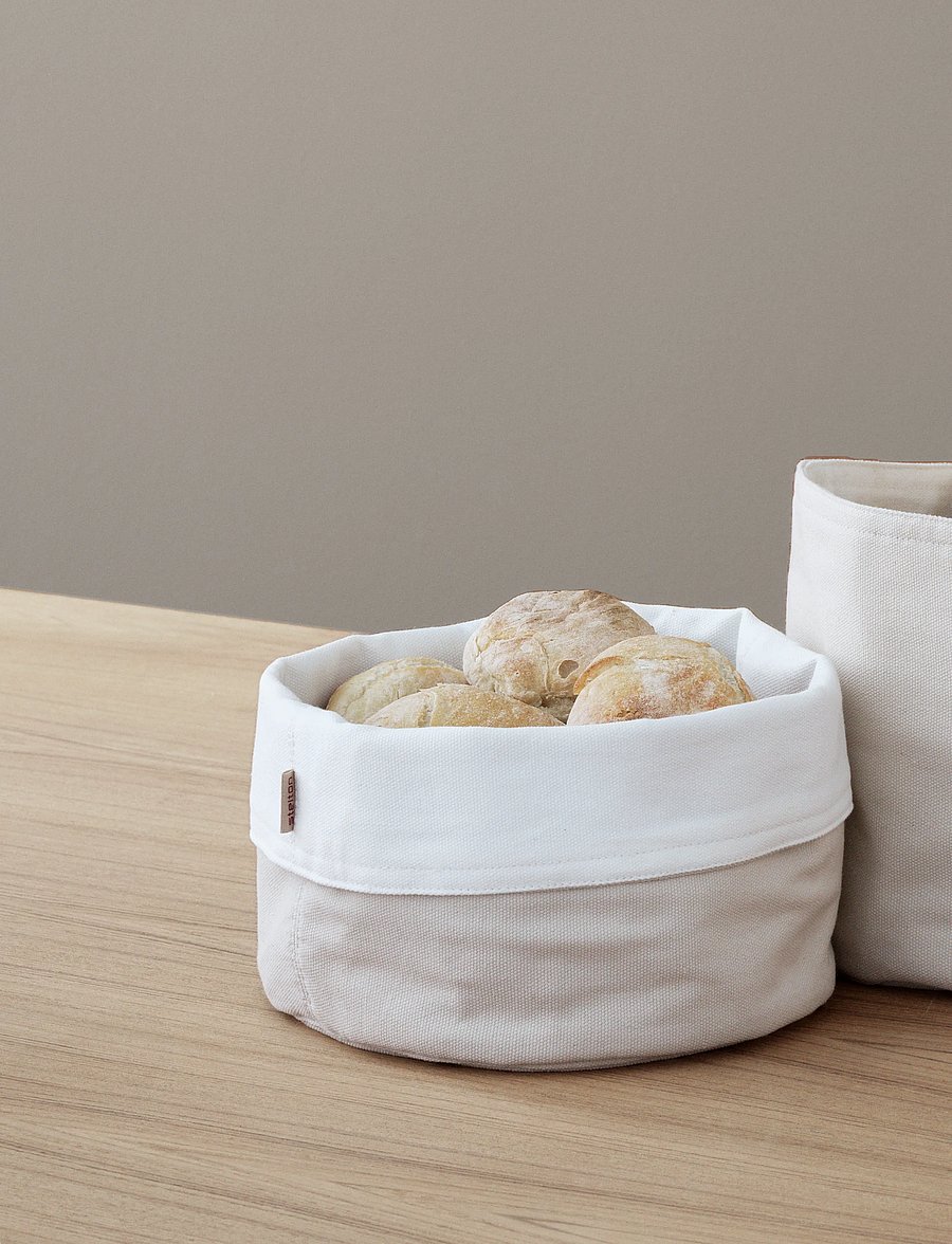 Stelton - Bread bag, large - brotkästen & brotkörbe - sand/white - 2