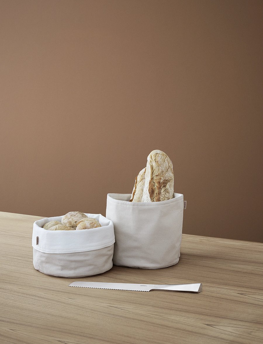 Stelton - Bread bag, large - brotkästen & brotkörbe - sand/white - 3