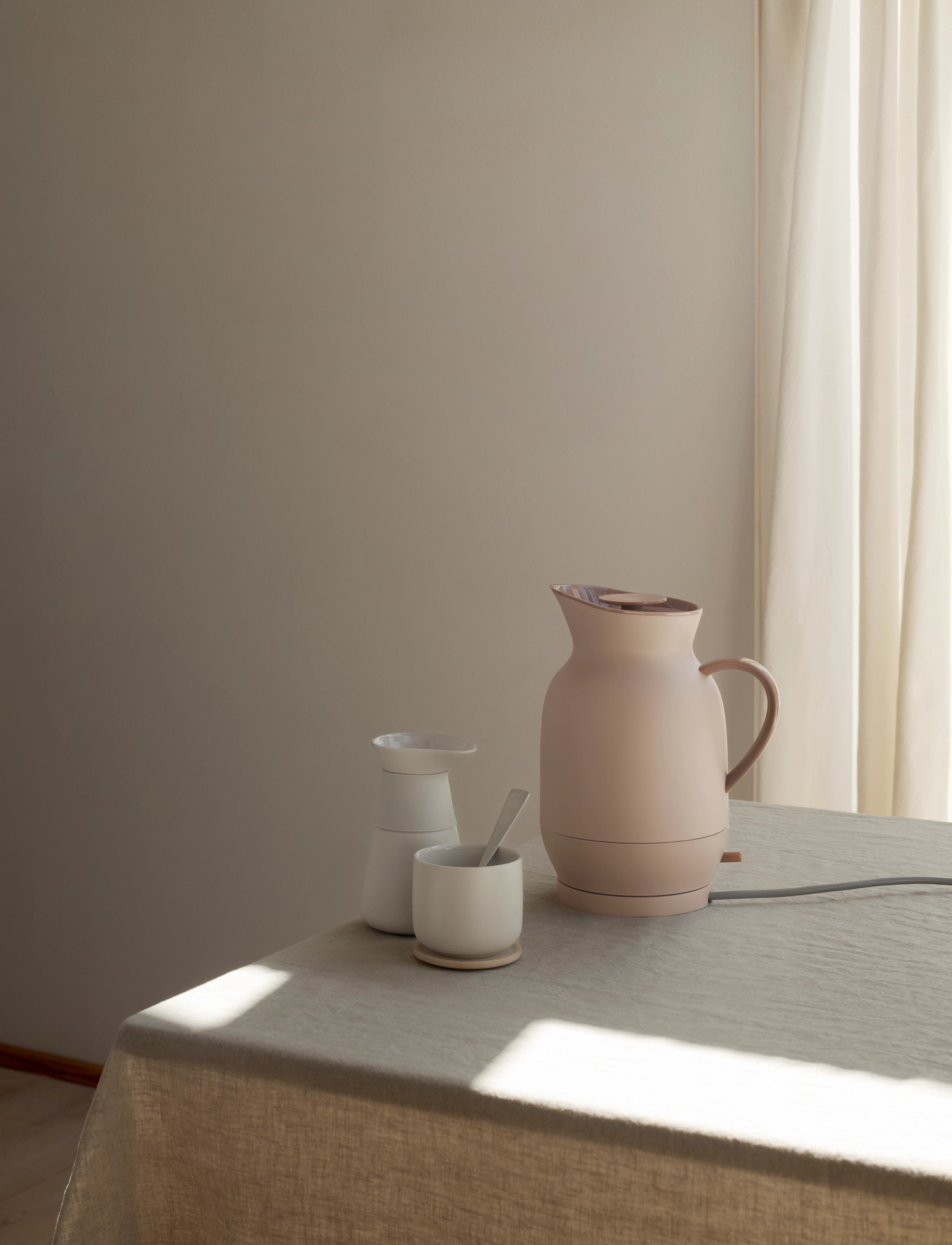 Stelton - Amphora electric kettle (EU) 1.2 l. soft peach - soft peach - 4