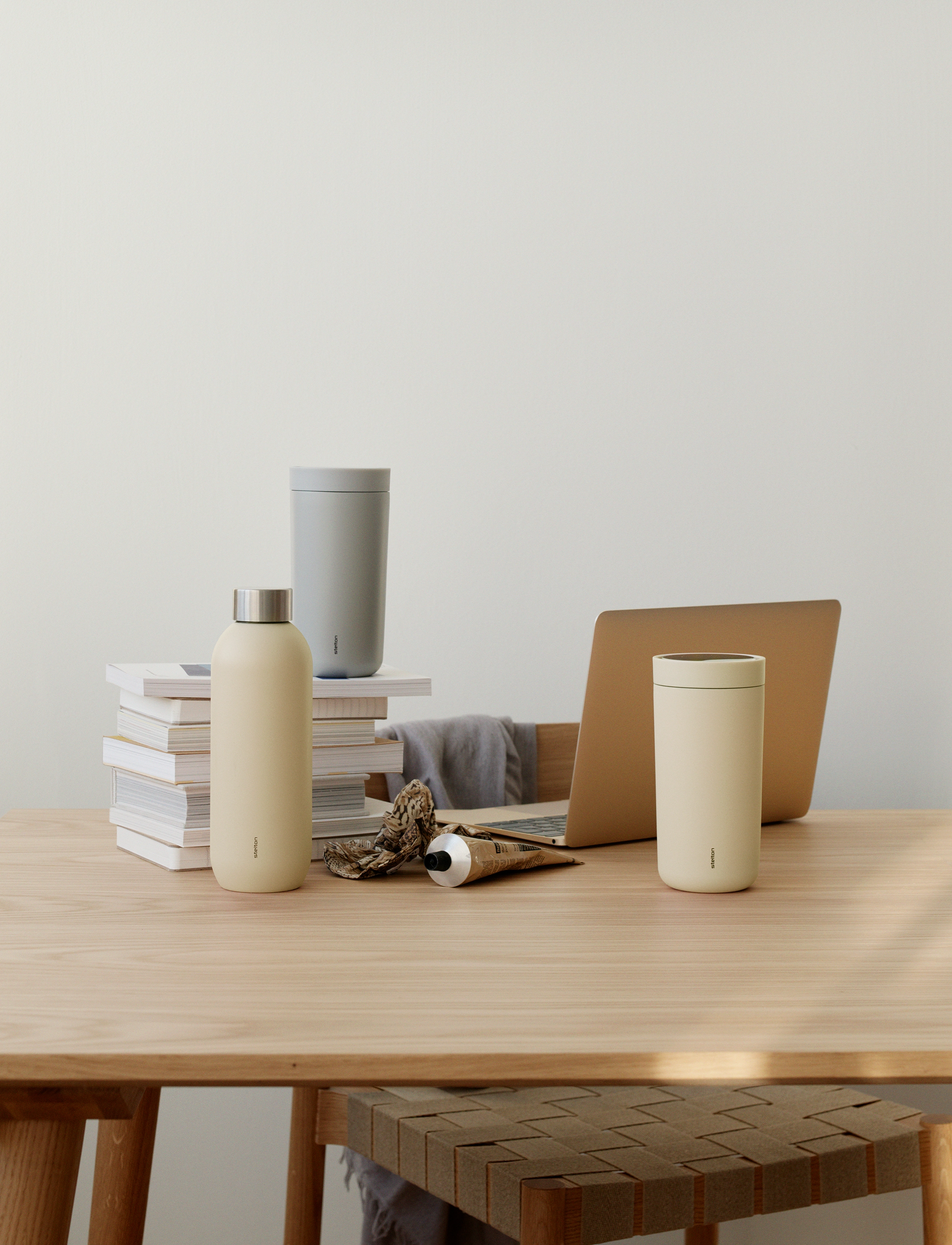 Stelton - Keep Cool vacuum insulated bottle 0.6 l. mellow yellow - mellow yellow - 1
