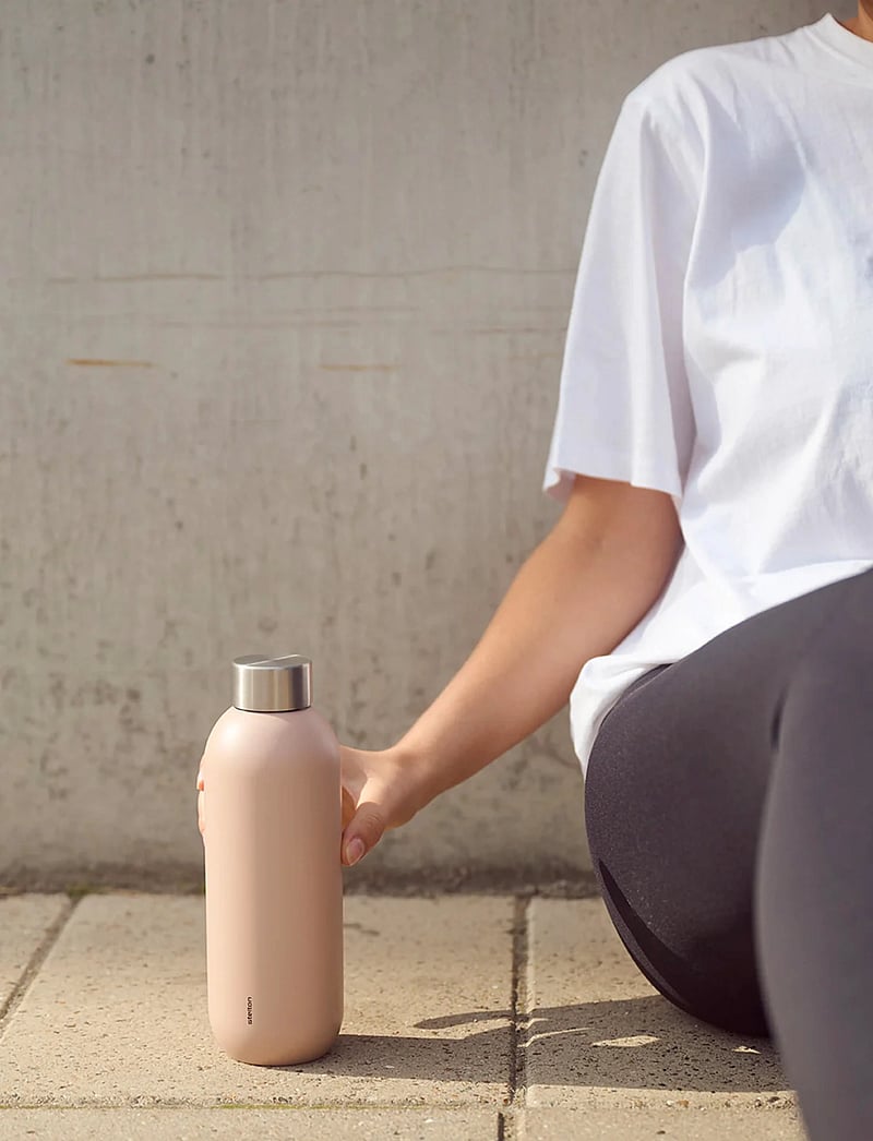 Stelton - Keep Cool vacuum insulated bottle, 0.6 l - osta hinna alusel - heather - 0