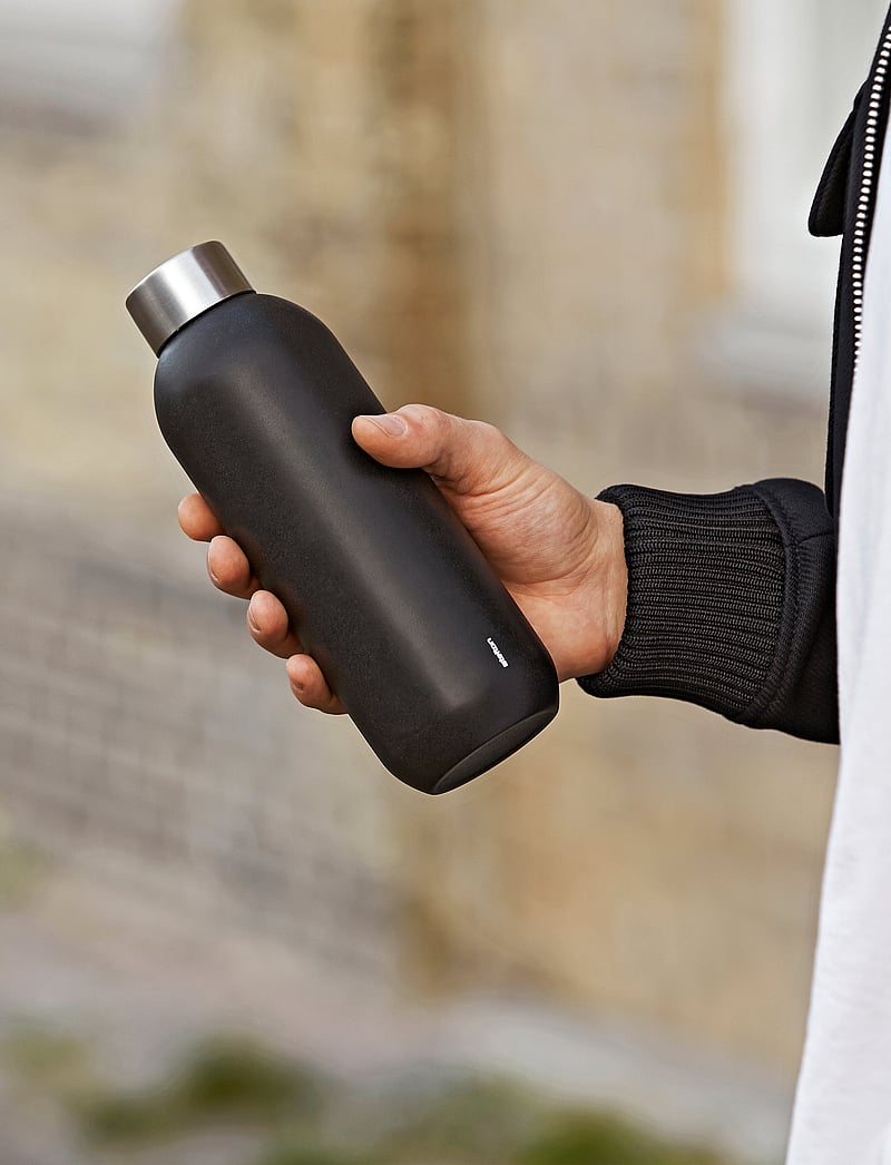 Stelton - Keep Cool d. steel drinking bottle, 0.6 l. - valentines day gifts - black - 2