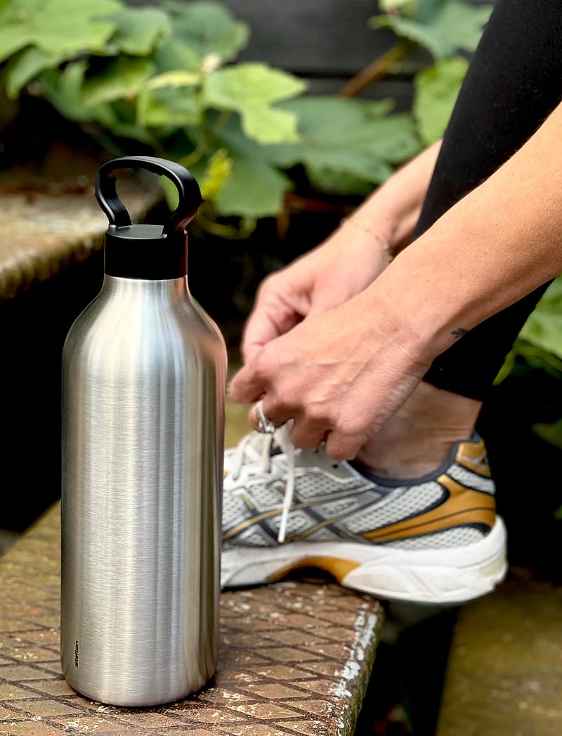 Stelton - Stelton Tabi vacuum insulated bottle - zubehör für wasserflaschen - steel - 1
