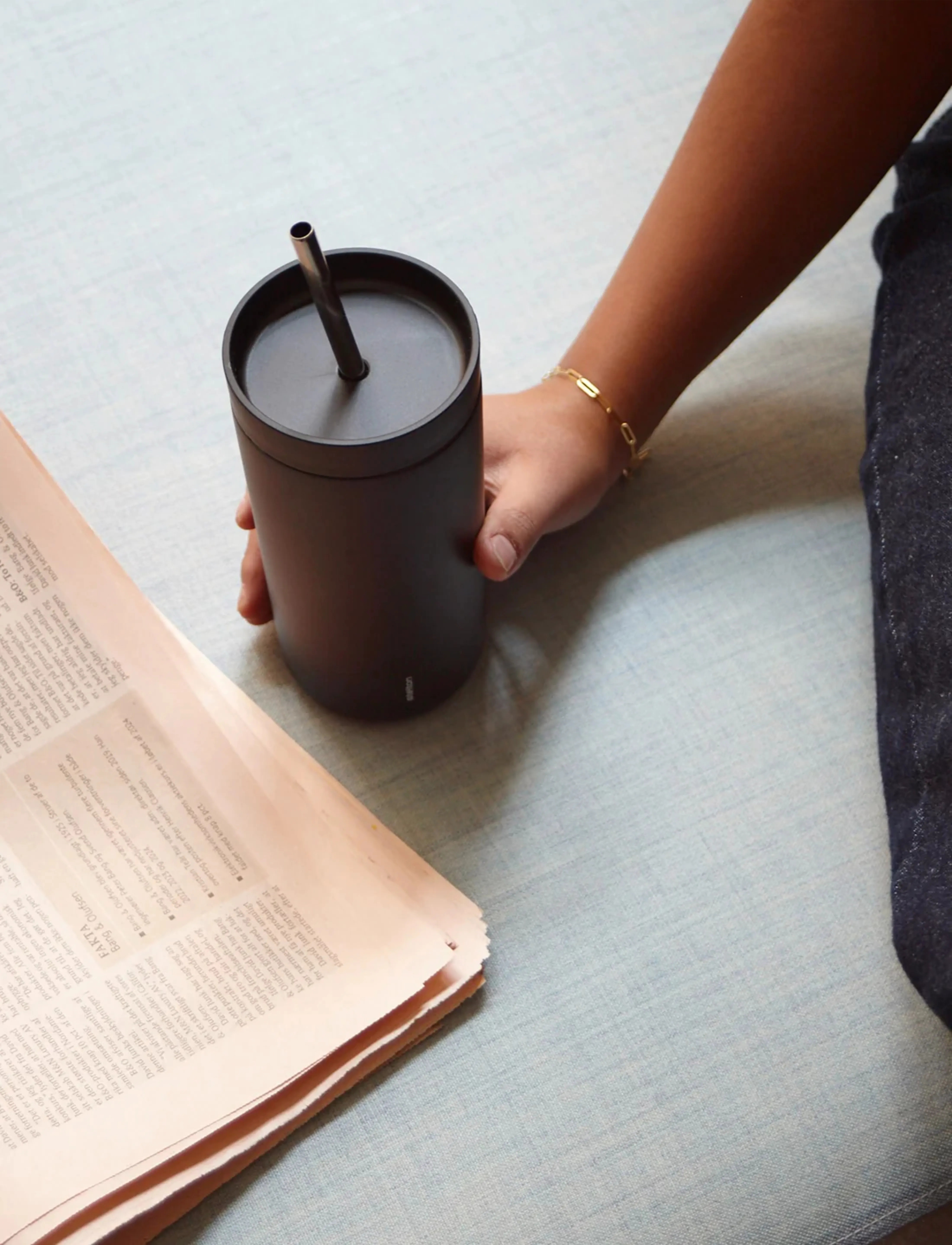 Stelton To Go Sip Termokop Med Sugerør 0.4 L. Soft Black, 0.4 L, Black, Kopper Og Krus > Termokopper, Unisex