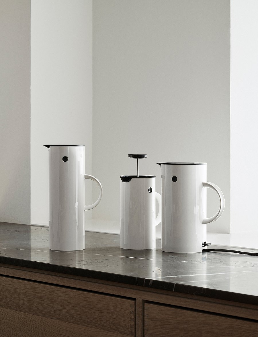 Stelton - Stelton EM77 vacuum jug, 1 l - thermoskannen - white - 1