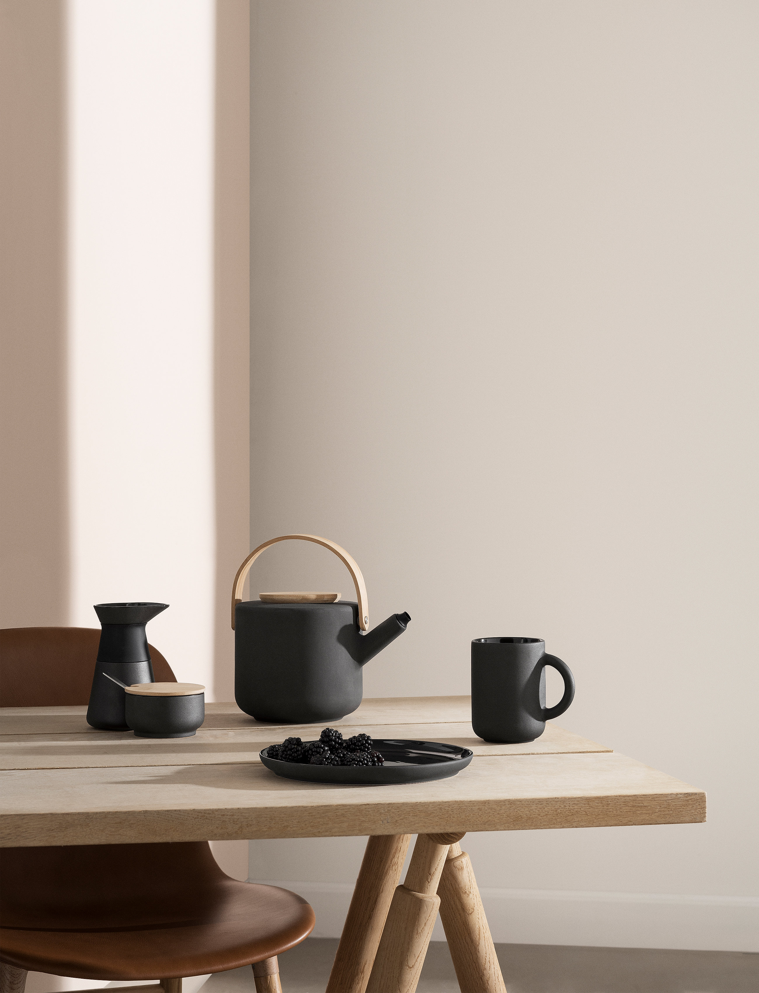 Stelton Theo Tekande 1.25 L. Black, 1.25 L, Black, Kander & Karafler > Tekander, Unisex