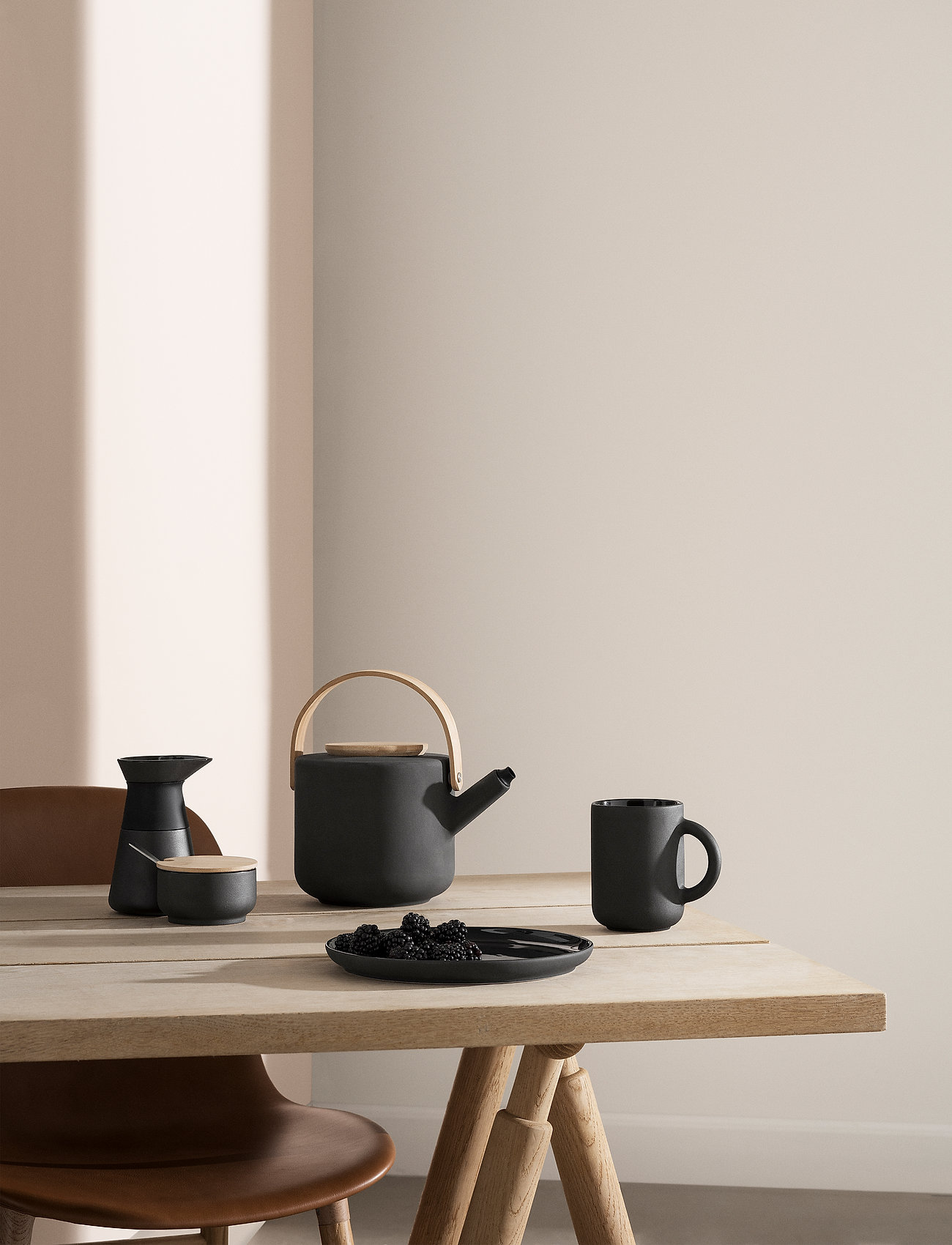 Stelton - Theo teapot - 1.25 l. - teepannut - black - 1