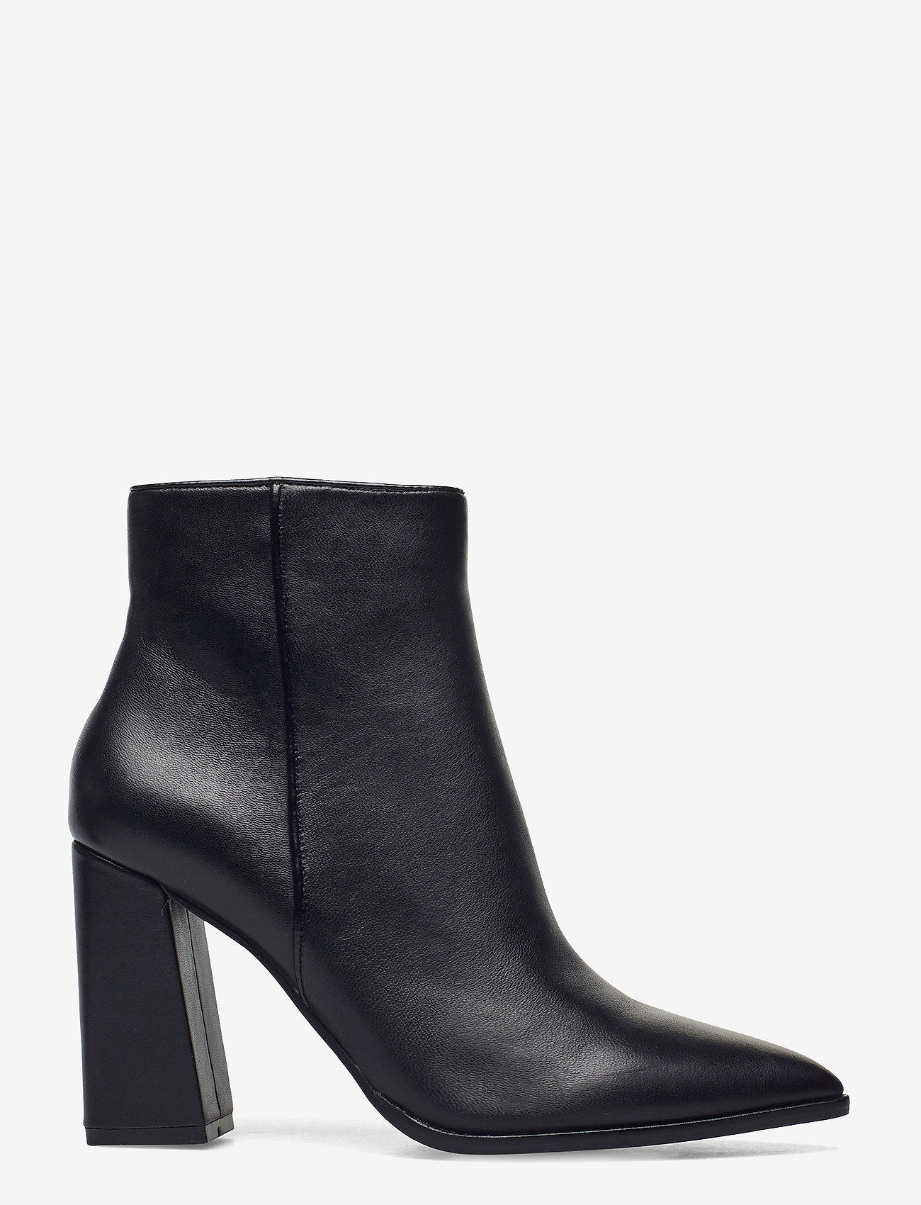 Steve Madden - Rayni Bootie - black leather - 1