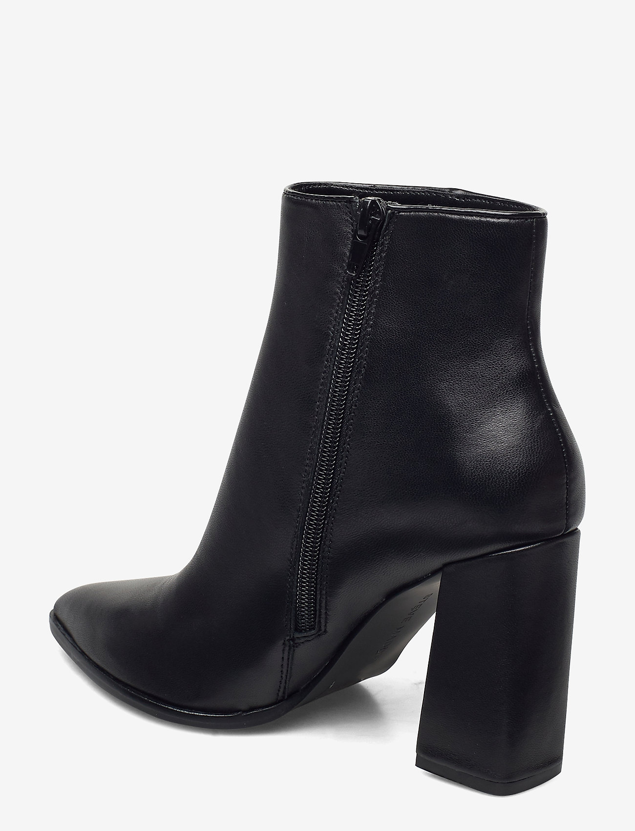 Steve Madden - Rayni Bootie - black leather - 2