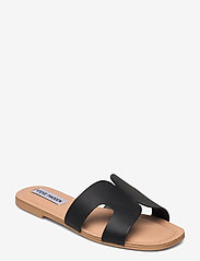 Steve Madden - Zarnia Sandal - flat sandals - black leather - 0