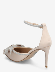 Steve Madden - Lumiere Sandal - party wear at outlet prices - champ satn - 2